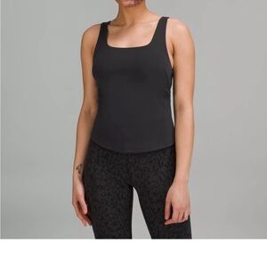 lululemon InStill Tank in Black sz 8 great condition